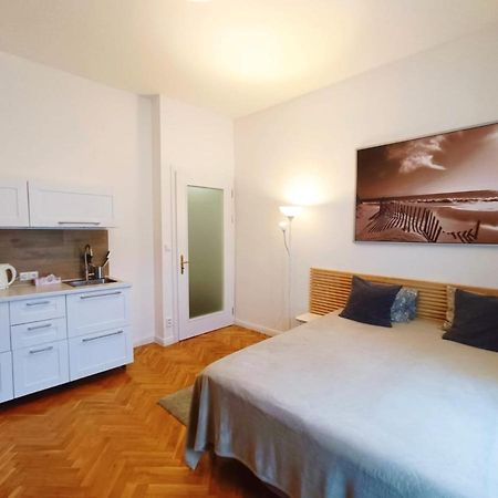 Apartmen -Studio Praha Bagian luar foto