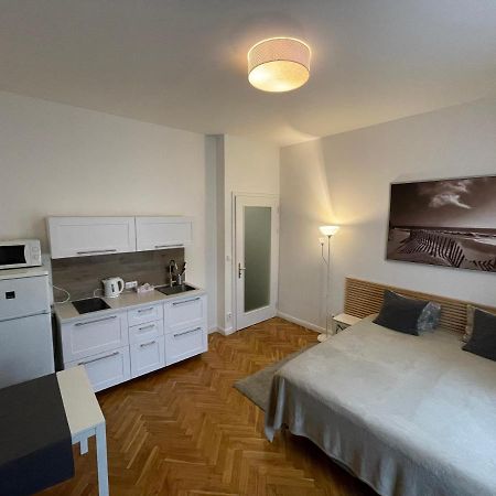 Apartmen -Studio Praha Bagian luar foto